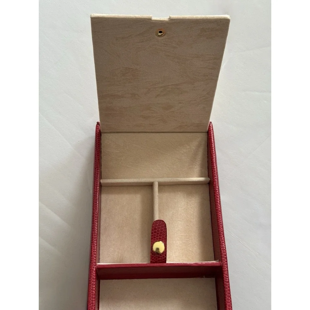Wolf Designs Red Vintage Pebble Leather Folded Travel Jewelry Box